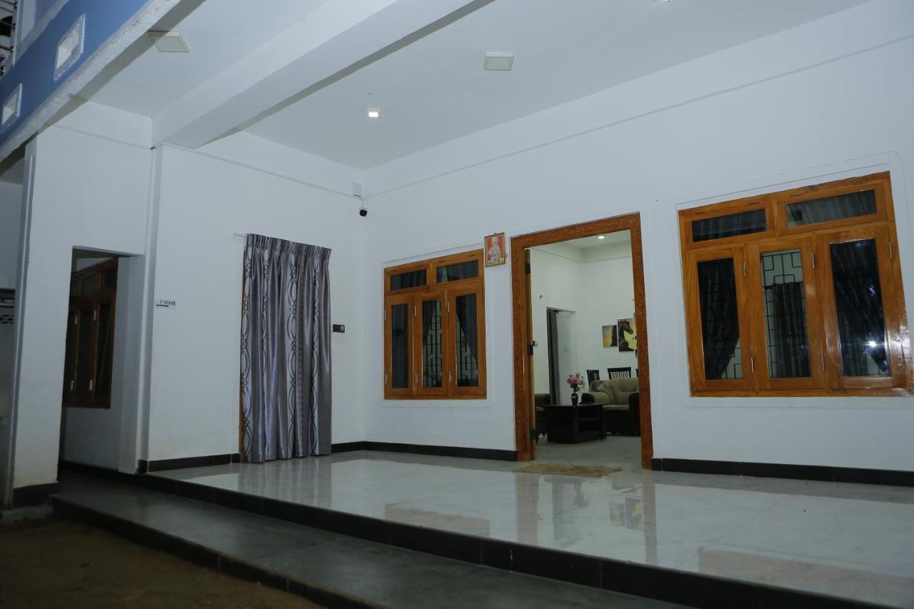 Birunthavanam Vavuniya Esterno foto